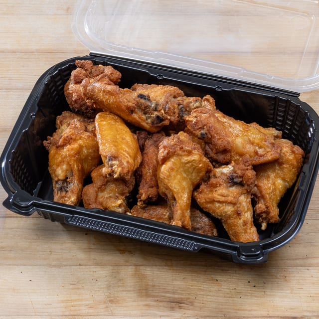 Garlic Buffalo Wings.
